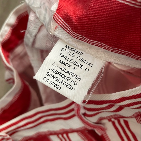 VINTAGE Razz Candy Stripe Canada Shorts - Picture 5 of 5